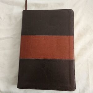 Holman NIV Rainbow Study Bible Saddle Brown LeatherTouch